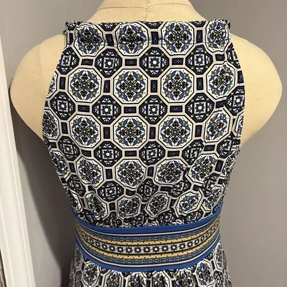 Max Studio Empire Dress V Neck Medallion  Size XS - Picture 7 of 13